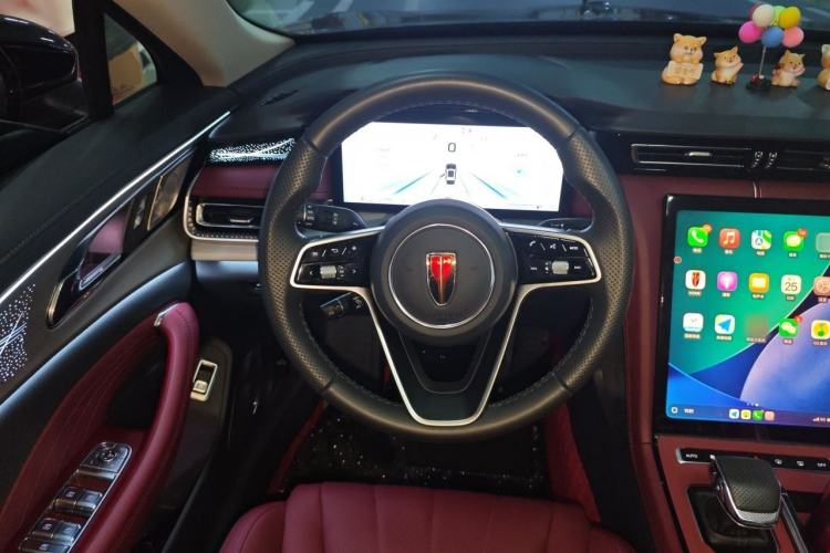 Used Hongqi H5 2025 2.0T Automatic Flag Edition – 500 000 Units Commemorative Version Steering Wheel