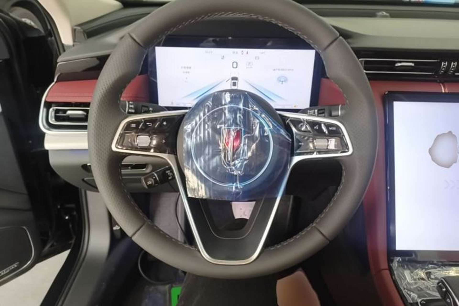 Used Hongqi H5 2025 2.0T Automatic Flag Edition – 500 000 Units Commemorative Version Steering Wheel