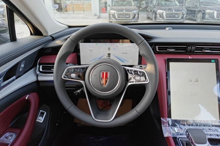Used Hongqi H5 2025 2.0T Automatic Flag Edition – 500 000 Units Commemorative Version Steering Wheel