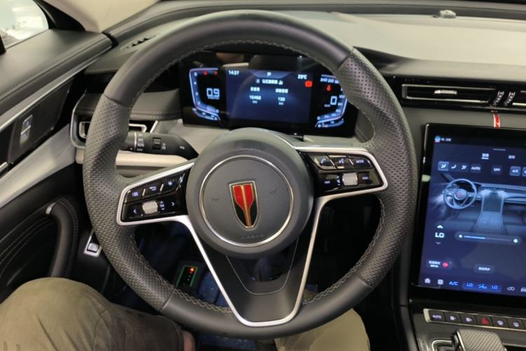 Used Hongqi H5 2025 1.5T DCT Qiyun 500 000th Unit Commemorative Edition Steering Wheel