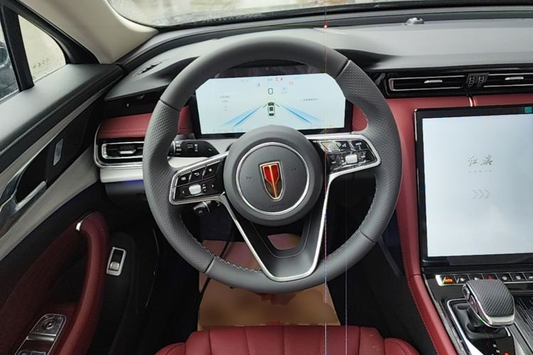Used Hongqi H5 2025 2.0T Automatic Flag Edition – 500 000 Units Commemorative Version Steering Wheel