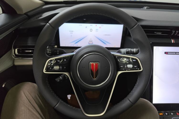 Used Hongqi H5 2025 2.0T Automatic Flag Edition – 500 000 Units Commemorative Version Steering Wheel