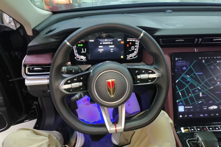 Used Hongqi H5 2025 1.5T DCT Xuan Ying Edition Steering Wheel