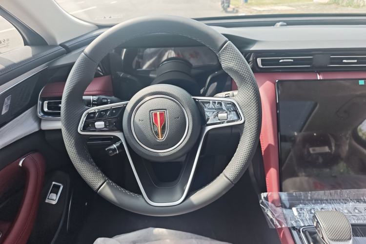 Used Hongqi H5 2025 2.0T Automatic Flag Edition – 500 000 Units Commemorative Version Steering Wheel