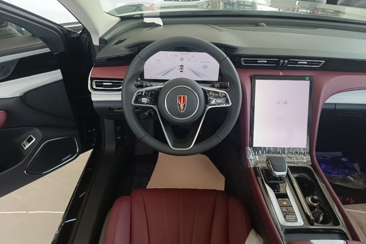 Used Hongqi H5 2025 2.0T Automatic Flag Edition – 500 000 Units Commemorative Version Steering Wheel