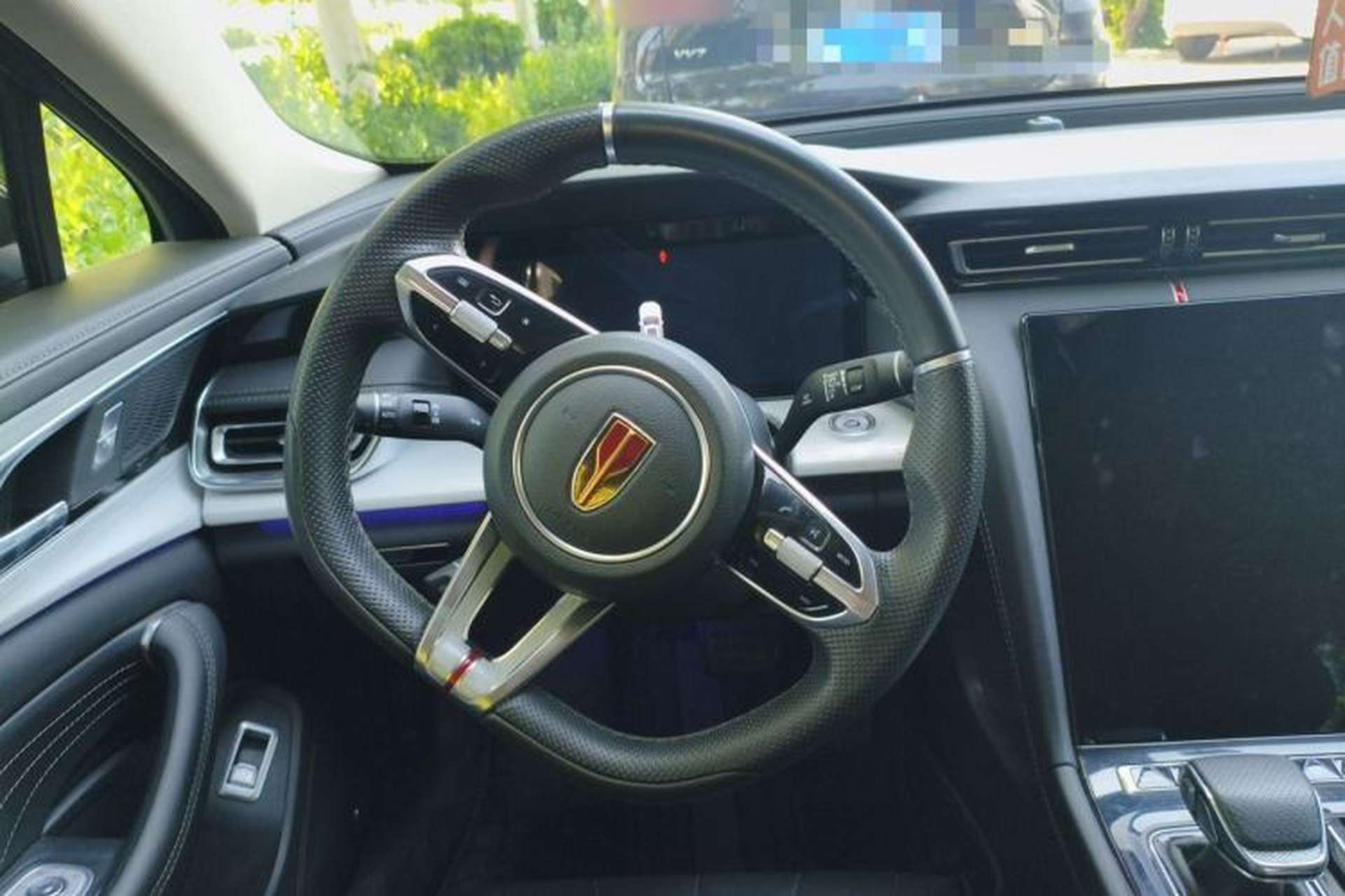 Used Hongqi H5 2025 2.0T Automatic Xuan Ying Edition Steering Wheel