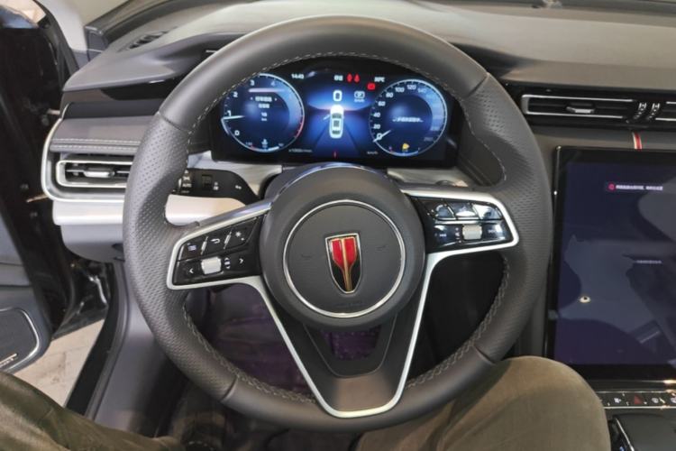 Used Hongqi H5 2025 2.0T Automatic Flagship 500 000th Unit Anniversary Edition Steering Wheel