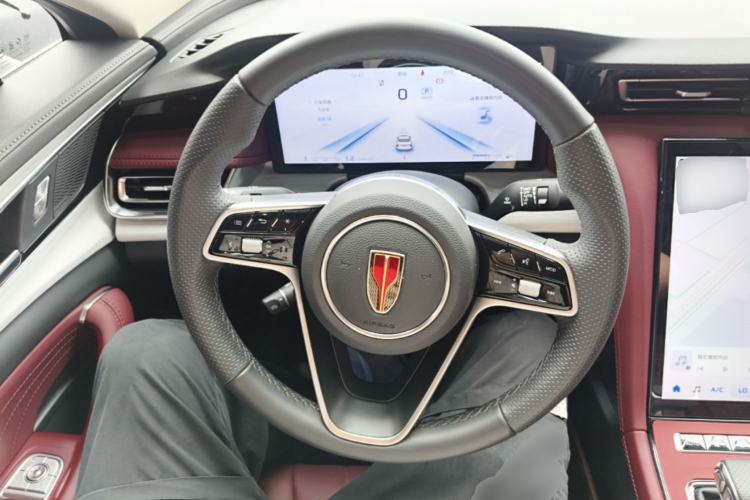 Used Hongqi H5 2025 2.0T Automatic Flag Edition – 500 000 Units Commemorative Version Steering Wheel