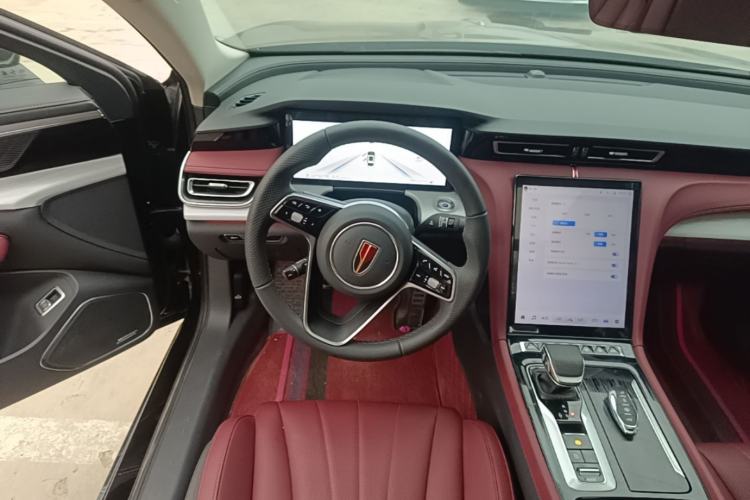 Used Hongqi H5 2025 2.0T Automatic Flag Edition – 500 000 Units Commemorative Version Steering Wheel