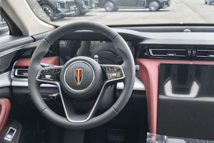 Used Hongqi H5 2025 2.0T Automatic Flag Edition – 500 000 Units Commemorative Version Steering Wheel
