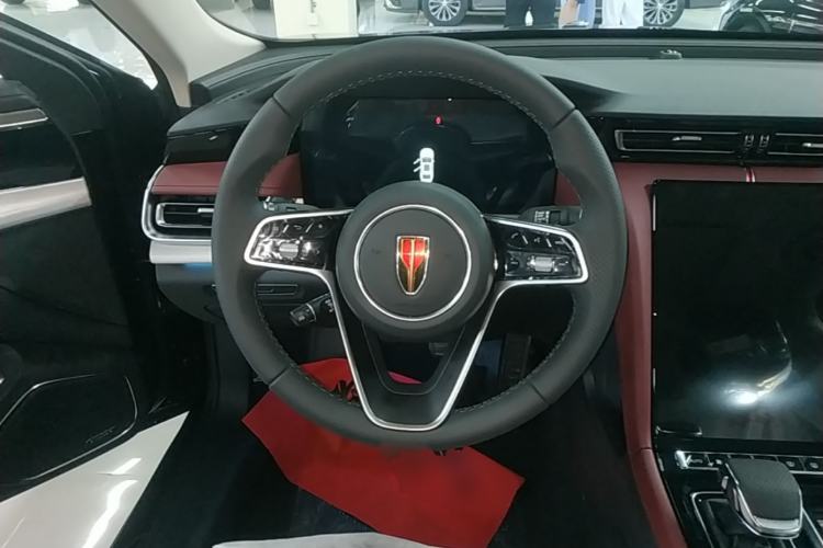 Used Hongqi H5 2025 2.0T Automatic Flag Edition – 500 000 Units Commemorative Version Steering Wheel