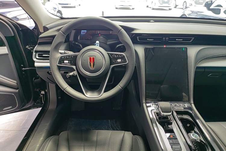 Used Hongqi H5 2025 2.0T Automatic Flag Edition – 500 000 Units Commemorative Version Steering Wheel