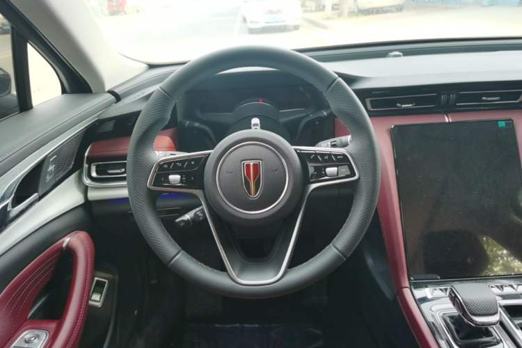 Used Hongqi H5 2025 2.0T Automatic Flag Edition – 500 000 Units Commemorative Version Steering Wheel