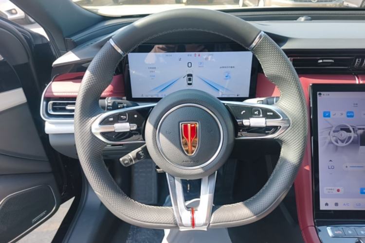 Used Hongqi H5 2025 2.0T Automatic Xuan Ying Edition Steering Wheel