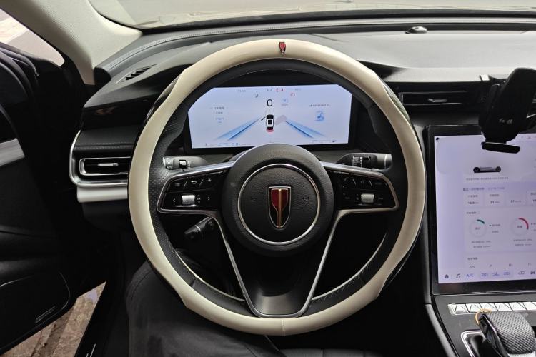Used Hongqi H5 2025 2.0T Automatic Flag Edition – 500 000 Units Commemorative Version Steering Wheel