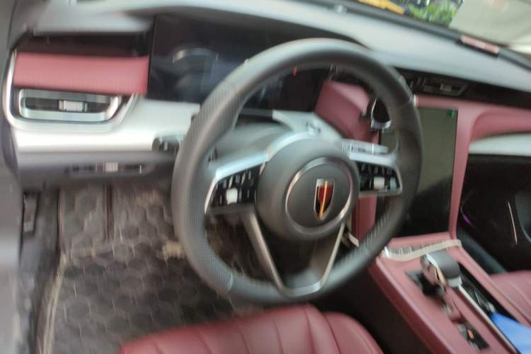 Used Hongqi H5 2025 1.5T DCT Qiyun 500 000th Unit Commemorative Edition Steering Wheel