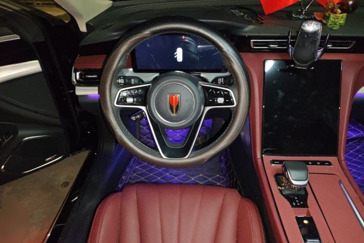 Used Hongqi H5 2025 2.0T Automatic Flag Edition – 500 000 Units Commemorative Version Steering Wheel