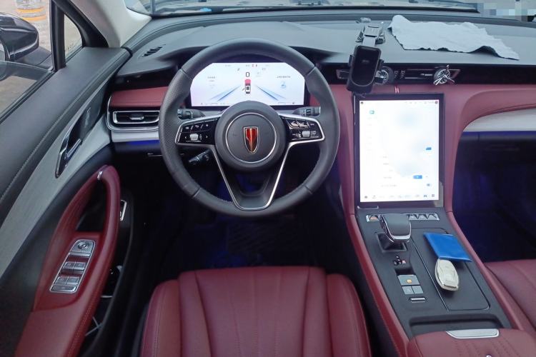 Used Hongqi H5 2025 2.0T Automatic Flag Edition – 500 000 Units Commemorative Version Steering Wheel