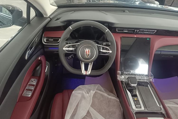 Used Hongqi H5 2025 Model 2.0T Automatic Xuan Ying 2 Million Units Commemorative Edition Steering Wheel