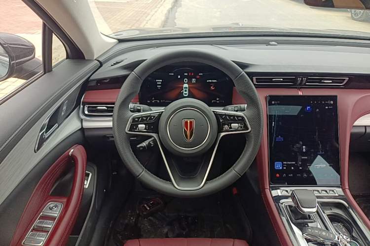 Used Hongqi H5 2025 2.0T Automatic Flag Edition – 500 000 Units Commemorative Version Steering Wheel