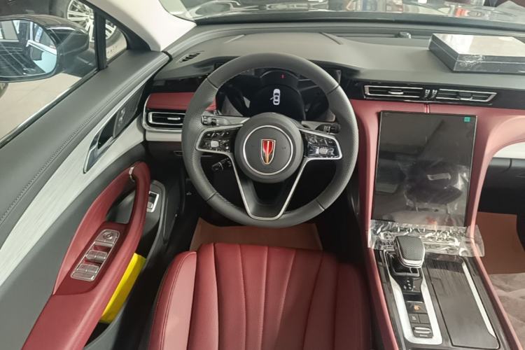 Used Hongqi H5 2025 2.0T Automatic Flag Edition – 500 000 Units Commemorative Version Steering Wheel