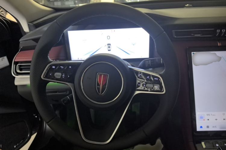 Used Hongqi H5 2025 2.0T Automatic Flag Edition – 500 000 Units Commemorative Version Steering Wheel