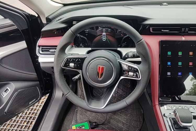 Used Hongqi H5 2025 2.0T Automatic Flag Edition – 500 000 Units Commemorative Version Steering Wheel