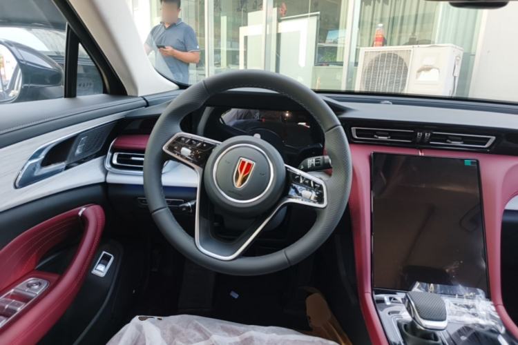 Used Hongqi H5 2025 2.0T Automatic Flag Edition – 500 000 Units Commemorative Version Steering Wheel