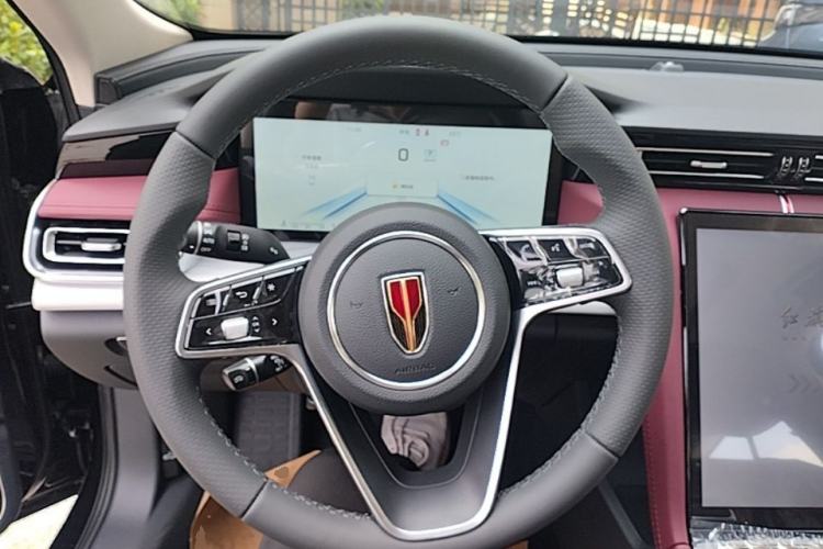 Used Hongqi H5 2025 2.0T Automatic Flag Edition – 500 000 Units Commemorative Version Steering Wheel