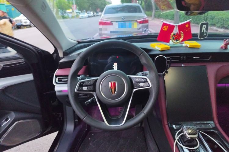 Used Hongqi H5 2025 2.0T Automatic Flag Edition – 500 000 Units Commemorative Version Steering Wheel