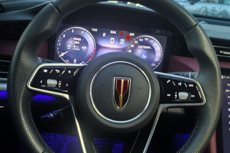 Used Hongqi H5 2025 2.0T Automatic Flag Edition – 500 000 Units Commemorative Version Steering Wheel