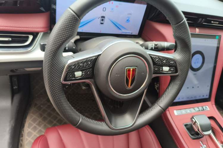 Used Hongqi H5 2025 2.0T Automatic Flag Edition – 500 000 Units Commemorative Version Steering Wheel