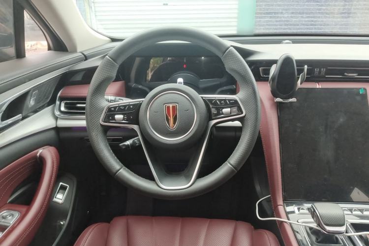 Used Hongqi H5 2025 2.0T Automatic Flag Edition – 500 000 Units Commemorative Version Steering Wheel