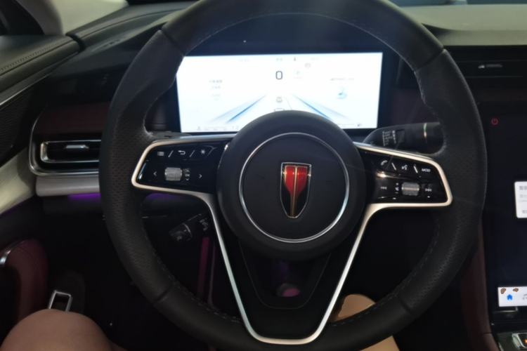 Used Hongqi H5 2025 2.0T Automatic Flag Edition – 500 000 Units Commemorative Version Steering Wheel