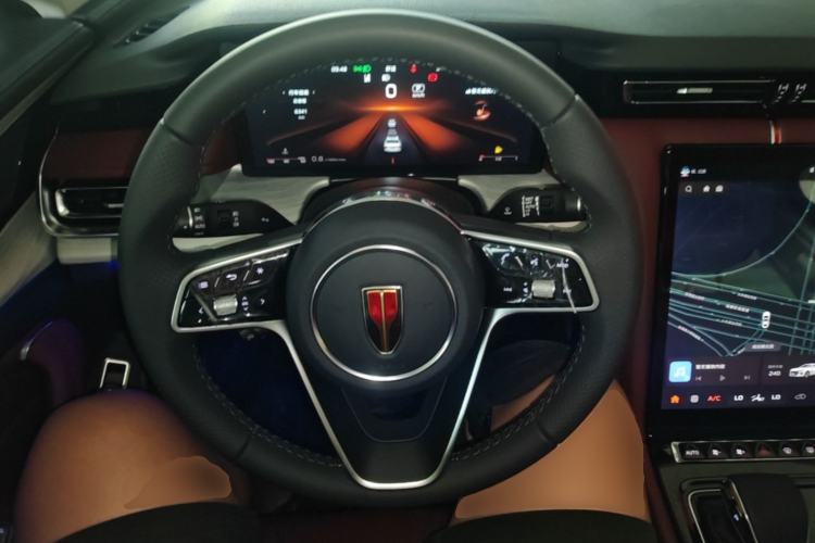 Used Hongqi H5 2025 2.0T Automatic Flag Edition – 500 000 Units Commemorative Version Steering Wheel