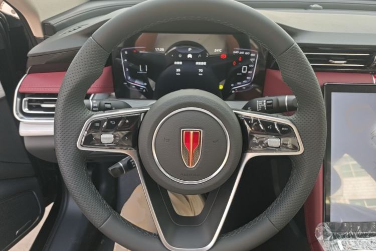 Used Hongqi H5 2025 1.5T DCT Qiyun 500 000th Unit Commemorative Edition Steering Wheel
