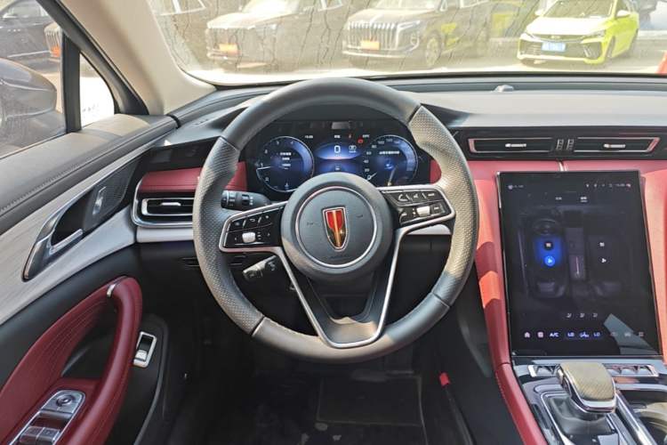 Used Hongqi H5 2025 2.0T Automatic Flag Edition – 500 000 Units Commemorative Version Steering Wheel