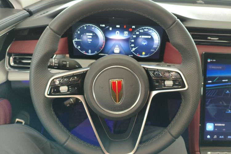 Used Hongqi H5 2025 2.0T Automatic Flag Edition – 500 000 Units Commemorative Version Steering Wheel
