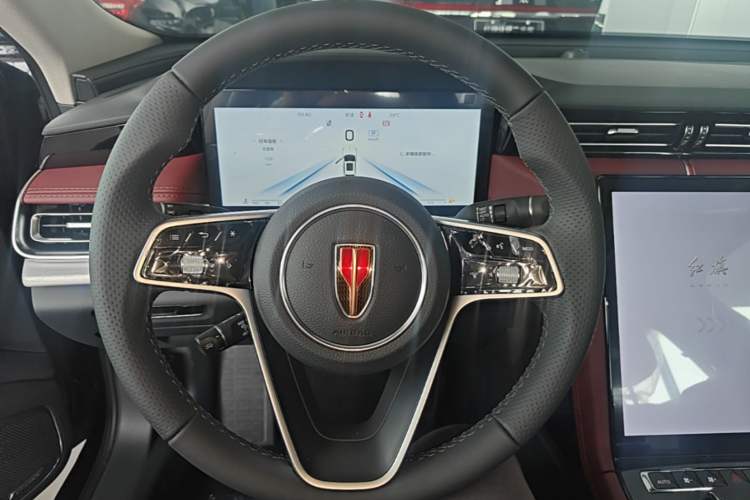 Used Hongqi H5 2025 2.0T Automatic Flag Edition – 500 000 Units Commemorative Version Steering Wheel