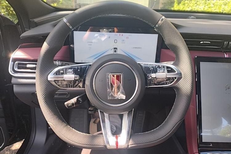 Used Hongqi H5 2025 2.0T Automatic Xuan Ying Edition Steering Wheel