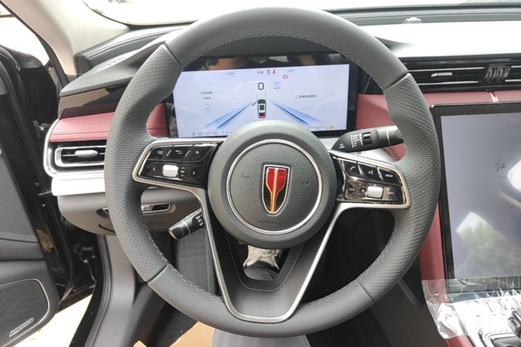 Used Hongqi H5 2025 2.0T Automatic Flagship 500 000th Unit Anniversary Edition Steering Wheel