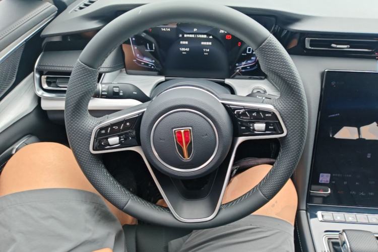 Used Hongqi H5 2025 1.5T DCT Qiyun 500 000th Unit Commemorative Edition Steering Wheel