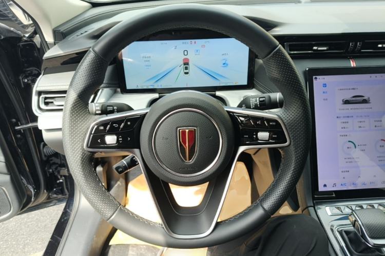 Used Hongqi H5 2025 2.0T Automatic Flag Edition – 500 000 Units Commemorative Version Steering Wheel