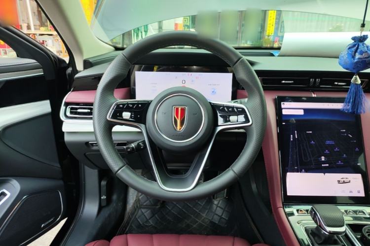 Used Hongqi H5 2025 2.0T Automatic Flag Edition – 500 000 Units Commemorative Version Steering Wheel