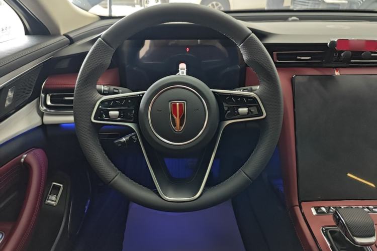 Used Hongqi H5 2025 2.0T Automatic Flag Edition – 500 000 Units Commemorative Version Steering Wheel