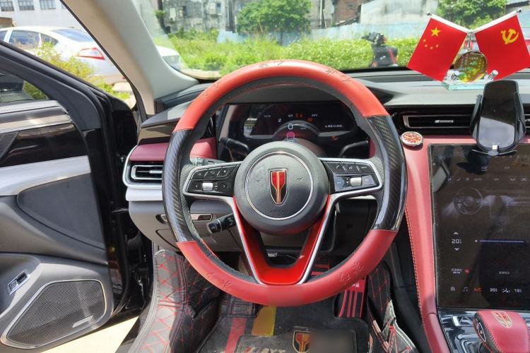 Used Hongqi H5 2025 2.0T Automatic Flag Edition – 500 000 Units Commemorative Version Steering Wheel