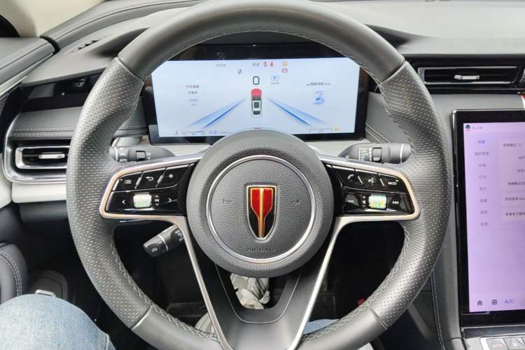 Used Hongqi H5 2025 2.0T Automatic Flag Edition – 500 000 Units Commemorative Version Steering Wheel
