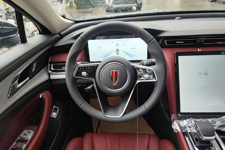 Used Hongqi H5 2025 2.0T Automatic Flag Edition – 500 000 Units Commemorative Version Steering Wheel