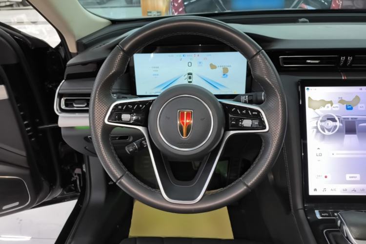 Used Hongqi H5 2025 2.0T Automatic Flag Edition – 500 000 Units Commemorative Version Steering Wheel
