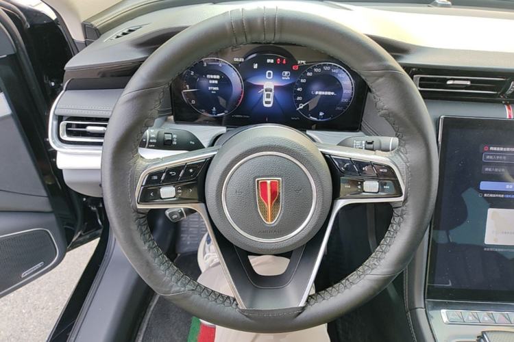 Used Hongqi H5 2025 2.0T Automatic Flag Edition – 500 000 Units Commemorative Version Steering Wheel
